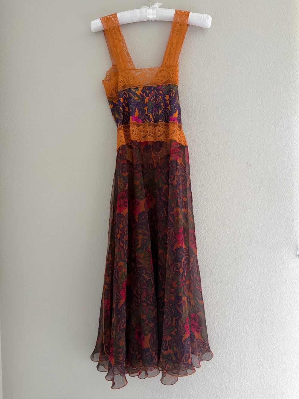 Vintage 90s Victoria’s Secret Gold Label Sheer Chiffon Paisley Floral Maxi slip - Picture 3 of 10